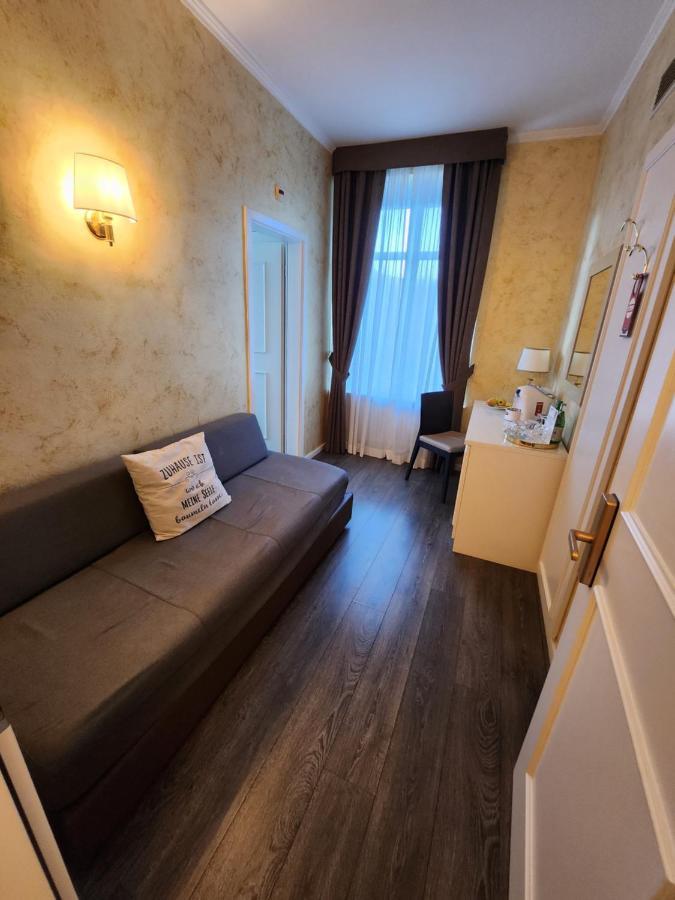 Hotel Millennium Локарно Екстериор снимка